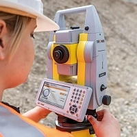 GeoMax Zoom 75 A10 5"